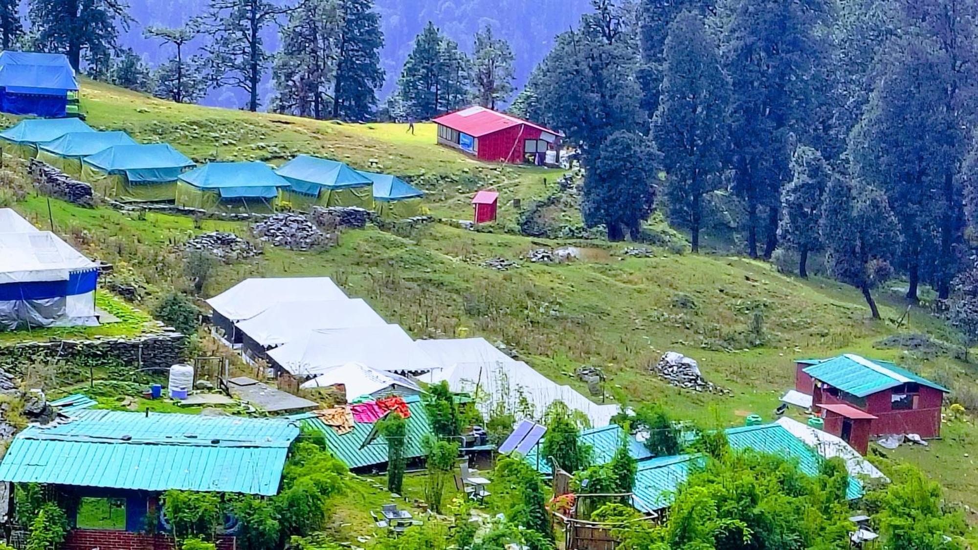 River Side Camp Chopta Hotell Sari Exteriör bild